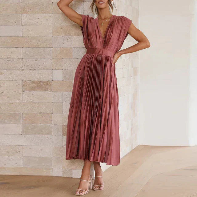 RENEE - ELEGANT PLEATED MAXI DRESS