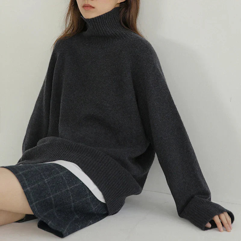 MABEL - CLASSIC TURTLENECK SWEATER