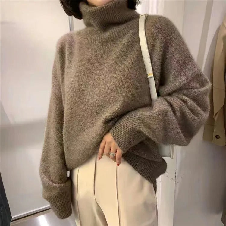 MABEL - CLASSIC TURTLENECK SWEATER